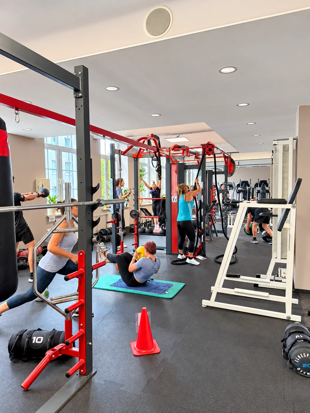 Training am Functional Tower im FLEXX